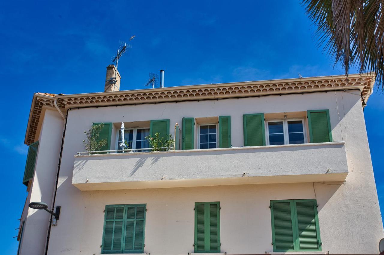 Le Belvedere Du Vieux Port Plages Centre Et Gare A Pied Saint-Raphaël Kültér fotó