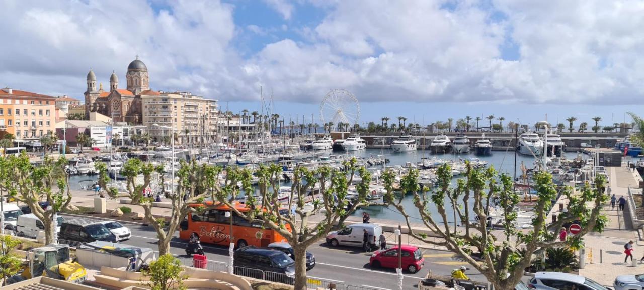 Le Belvedere Du Vieux Port Plages Centre Et Gare A Pied Saint-Raphaël Kültér fotó
